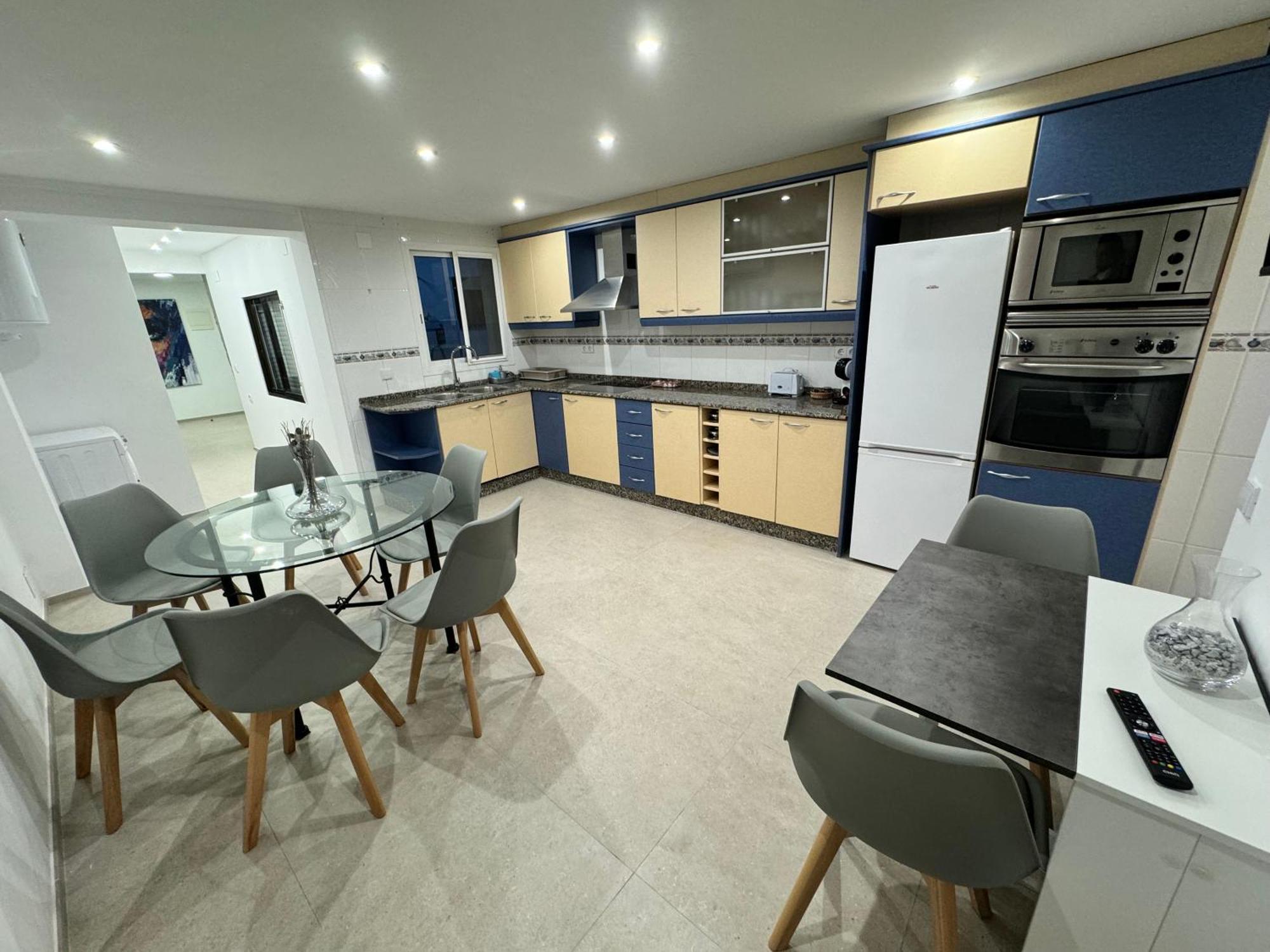 Appartement Piso Nuevo Al Lado Del Mar à Valence Extérieur photo